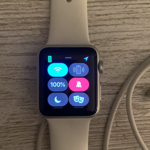 Apple Watch Series 1, 38mm - Picture 3 of 5